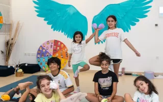 5 Ways Yoga Helps Kids' Wellbeing